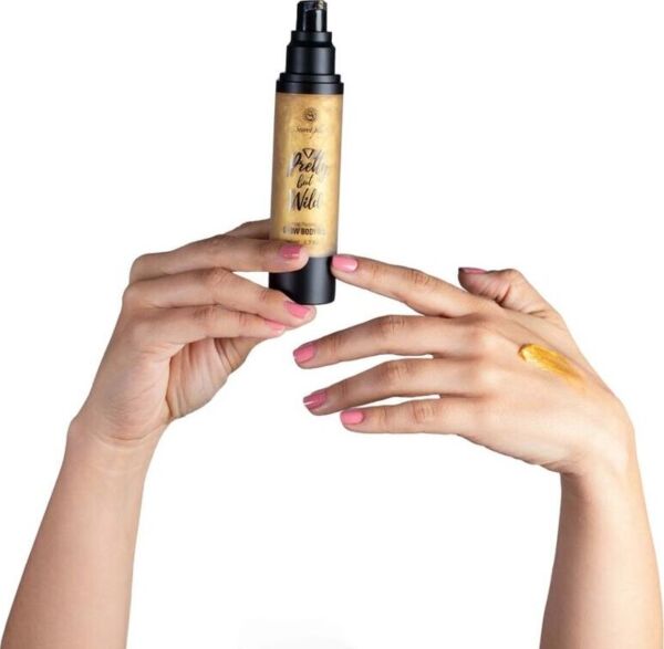 Obal rozjasňujúceho telového oleja Glow Body Oil Pretty But Wild od Secret Play