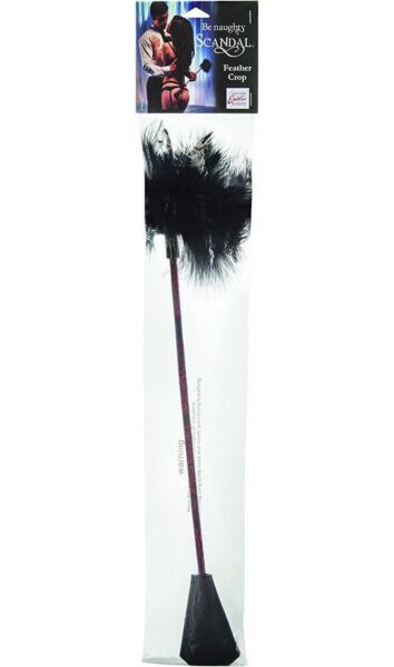 Bičík s pierkami CalExotics Scandal Feather Crop v červenej a čiernej farbe