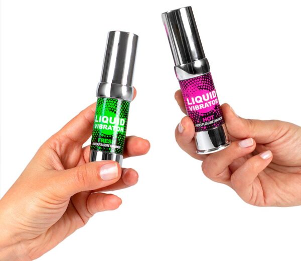 Set Secret Play Love Vibrations s dvoma obalmi stimulačného gélu po 15 ml