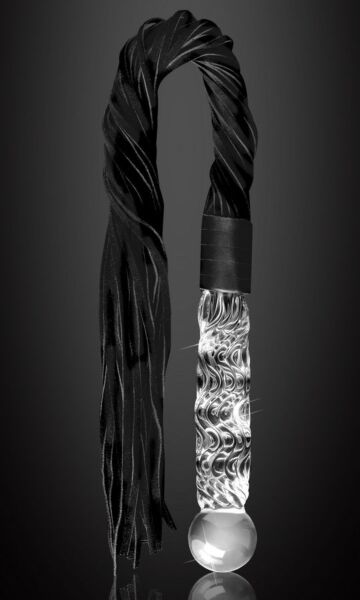 Fúkaný sklenený análny kolík Pipedream Icicles No. 38 s chvostom
