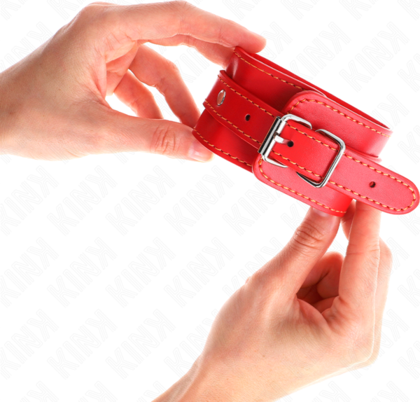 Červené putá na zápästia Kink Thin Wrist Restraints Red
