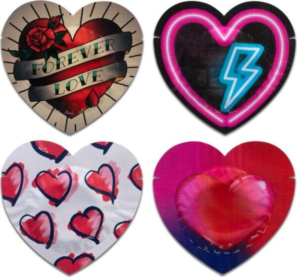 Kondómy Pasante Red Heart Shape 144, červené, v obaloch v tvare srdca