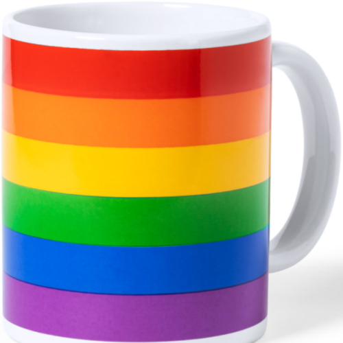 Taza PRIDE s dúhovou vlajkou v kraftovej krabičke
